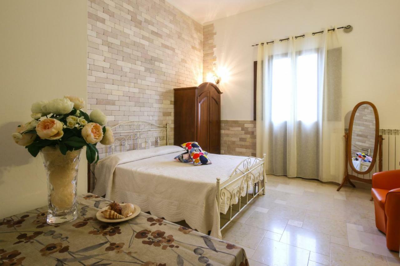 Il Vicoletto Bed & Breakfast Pulsano Exterior foto